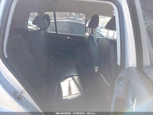 WVGBV7AX7GW582731 Volkswagen TIGUAN S