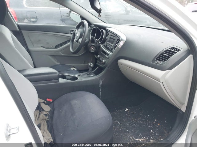 KIA Optima Lx 2015 KNAGM4A72F5640967 Image 5