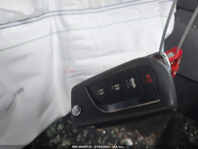2020 TOYOTA COROLLA LE VIN: JTDEPRAE2LJ066726