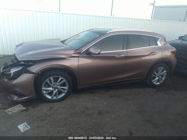SJKCH5CP6KA007301 Infiniti Qx30 Luxe
