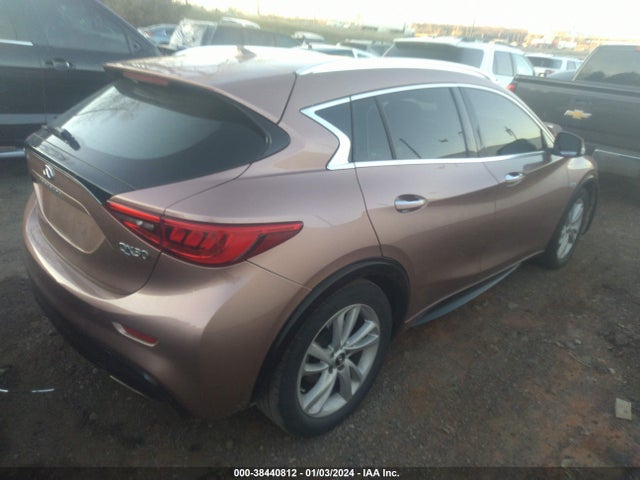 SJKCH5CP6KA007301 Infiniti Qx30 Luxe