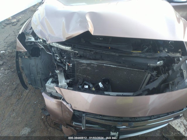 SJKCH5CP6KA007301 Infiniti Qx30 Luxe