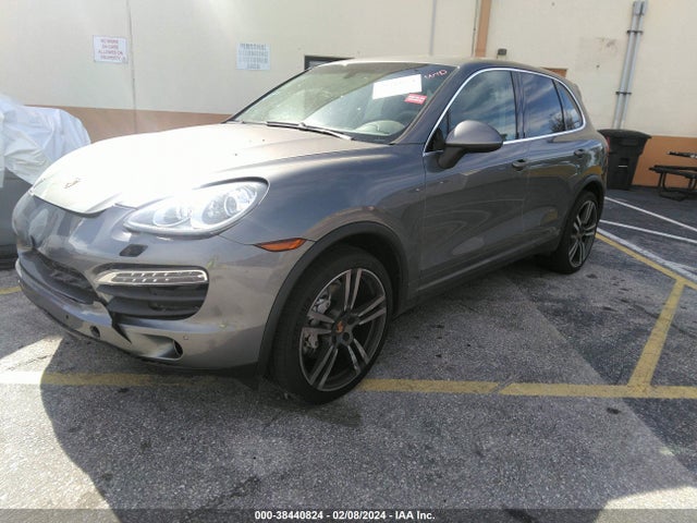 2014 PORSCHE CAYENNE WP1AB2A25ELA58040 Photo 1