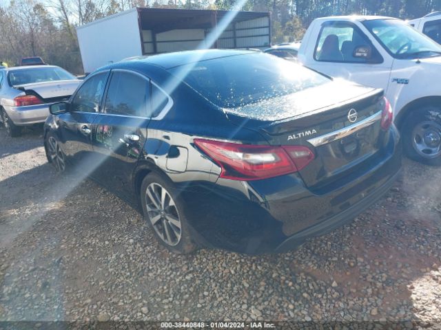 1N4AL3AP0HC485149 Nissan Altima 2.5 Sr