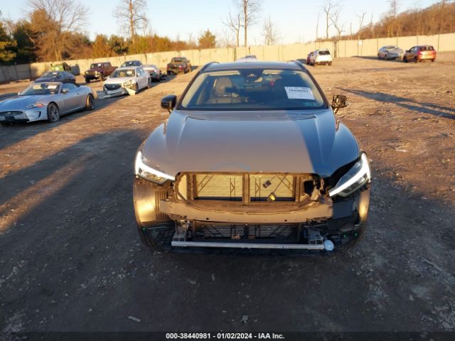 2023 VOLVO XC60 YV4L12RW8P1335697 Photo 5