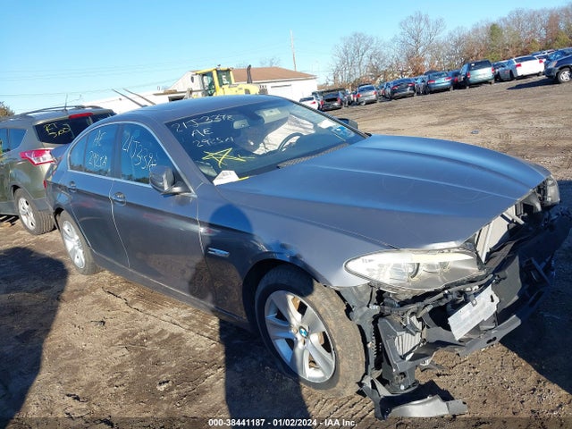 2013 BMW 528I XDRIVE VIN: WBAXH5C58DD112438