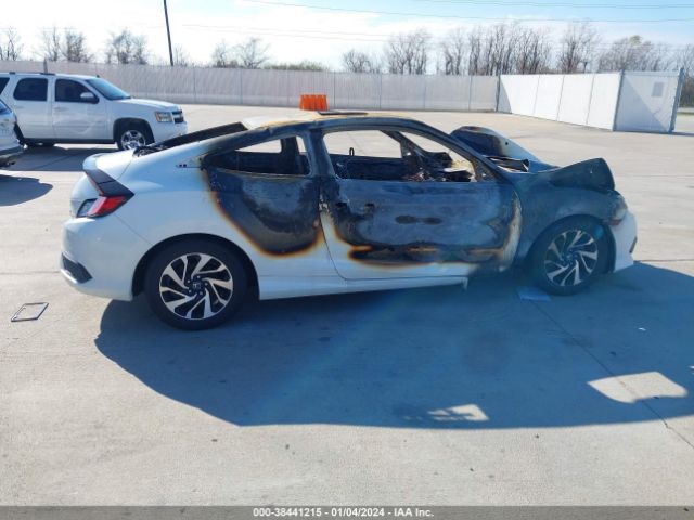 2HGFC4B00JH300738 Honda Civic Lx-p