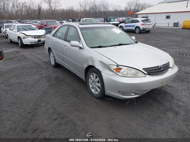2004 TOYOTA CAMRY XLE V6 VIN: 4T1BF32K44U065712