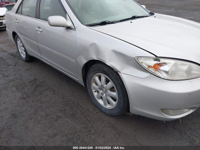 2004 TOYOTA CAMRY XLE V6 VIN: 4T1BF32K44U065712