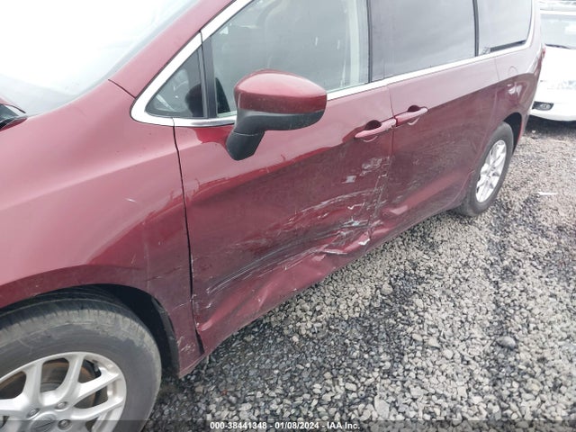 2C4RC1CGXMR555188 Chrysler Voyager Lx