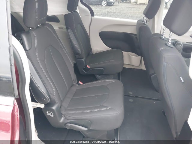 2C4RC1CGXMR555188 Chrysler Voyager Lx