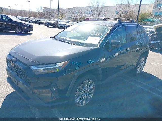 2022 TOYOTA RAV4 XLE PREMIUM VIN: 2T3C1RFV0NC180456