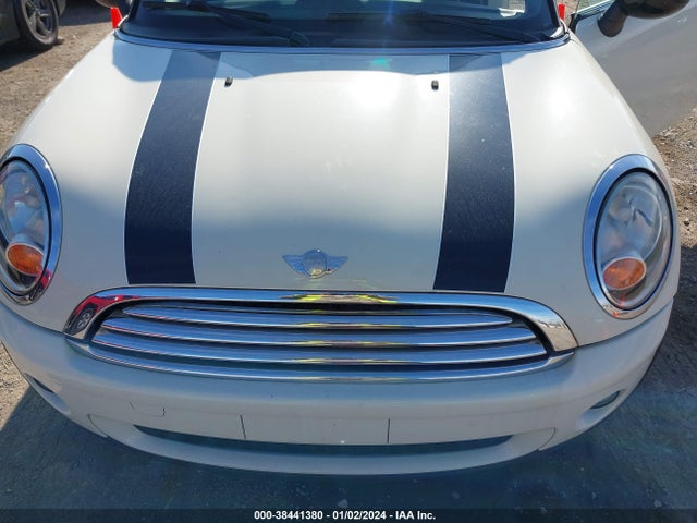 2008 MINI COOPER WMWMF33588TT64568 Photo 9