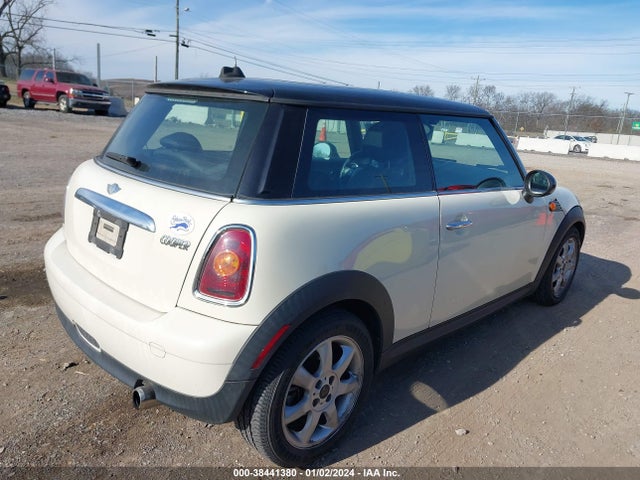 2008 MINI COOPER WMWMF33588TT64568 Photo 3
