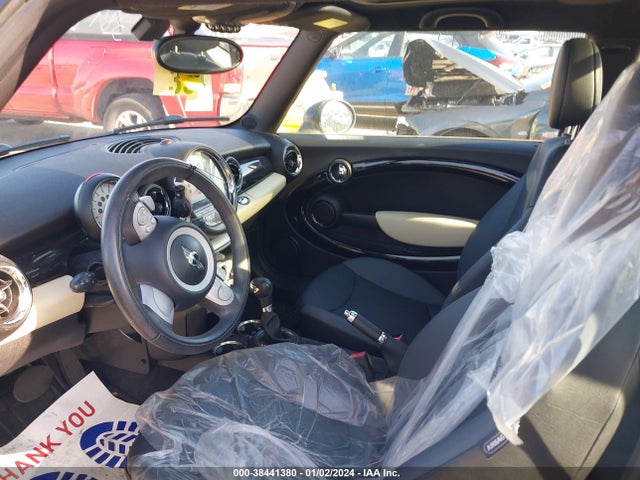 2008 MINI COOPER WMWMF33588TT64568 Photo 4