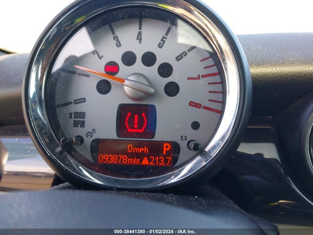 2008 MINI COOPER WMWMF33588TT64568 Photo 6