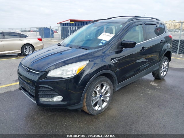 1FMCU0GX0EUB78216 Ford ESCAPE SE