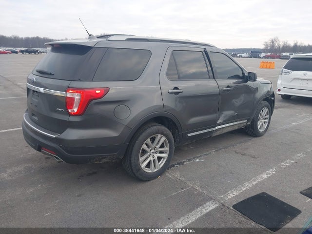 Ford EXPLORER XLT 2018 1FM5K8D83JGB29157 Image 4