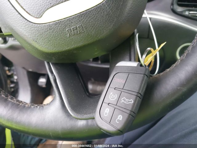 2C3CDZAG6HH542930 Dodge Challenger Sxt Plus