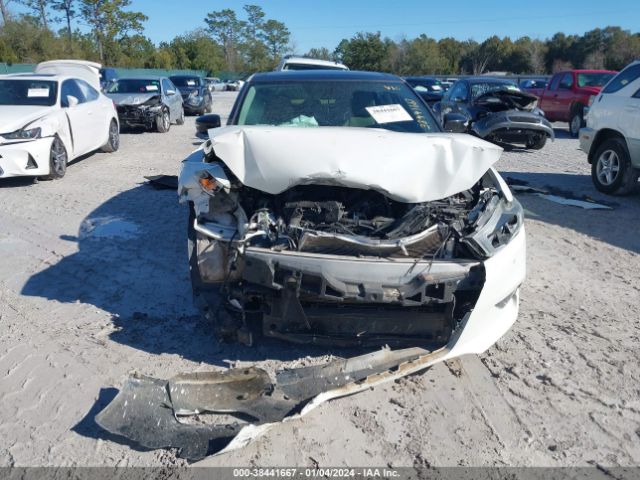 1N4AA6AP8JC389489 Nissan Maxima 3.5 Sl