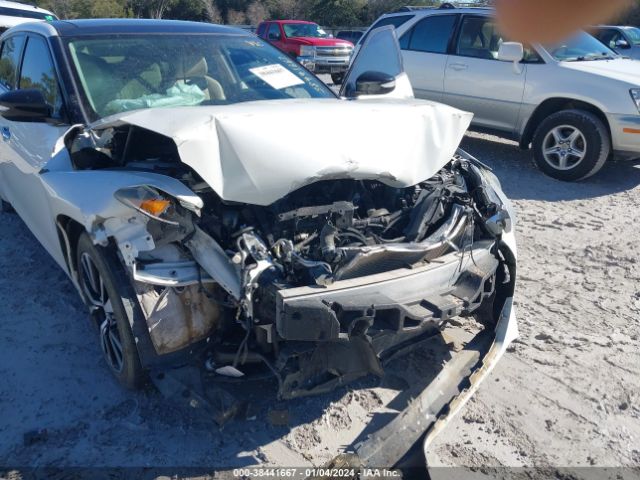 1N4AA6AP8JC389489 Nissan Maxima 3.5 Sl
