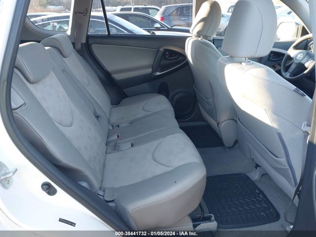 2009 TOYOTA RAV4 VIN: JTMBF33V69D008755