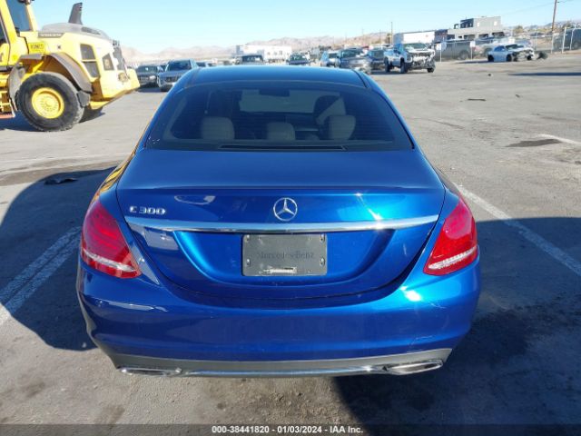 55SWF4JB7HU186762 Mercedes-Benz C 300 Luxury/sport