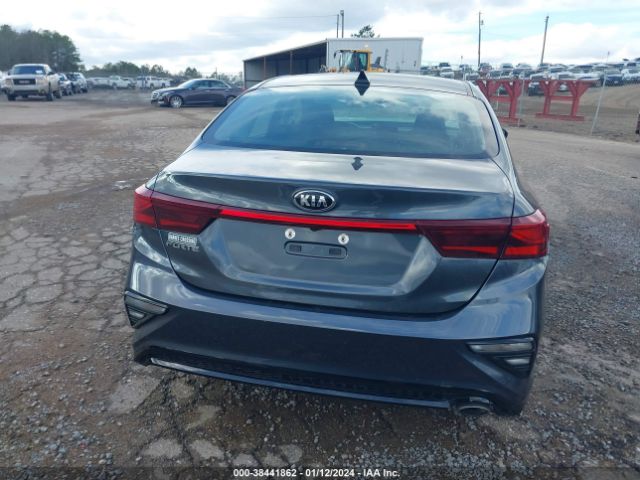 3KPF24AD4ME340195 KIA Forte Lxs