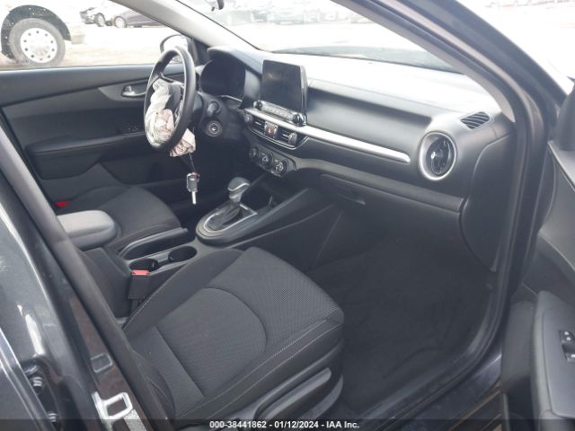 3KPF24AD4ME340195 KIA Forte Lxs