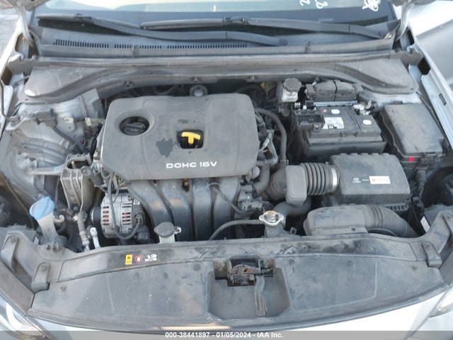 Hyundai ELANTRA SE 2017 5NPD74LF2HH164577 Image 10