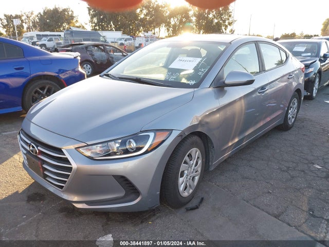 Hyundai ELANTRA SE 2017 5NPD74LF2HH164577 Image 2