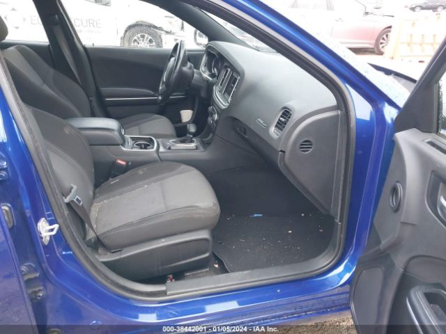 2C3CDXBG5NH201405 Dodge Charger Sxt Rwd