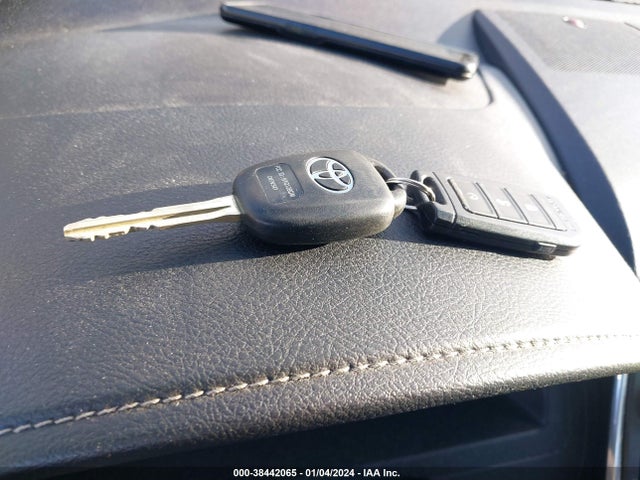 2015 Toyota Camry Le მანქანა იყიდება აუქციონზე, vin: 4T1BF1FKXFU900097, აუქციონის ნომერი: 38442065