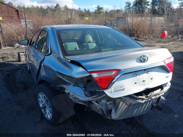 2015 Toyota Camry Le მანქანა იყიდება აუქციონზე, vin: 4T1BF1FKXFU900097, აუქციონის ნომერი: 38442065