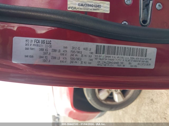 1C4NJCEB4HD160403 Jeep Compass Latitude Fwd