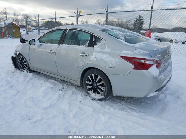 Nissan Altima 2.5 Sl 2018 1N4AL3AP8JC161145 Image 3