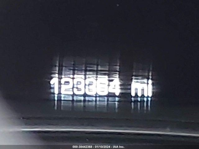 Chevrolet Traverse Premier 2018 1GNERKKW2JJ261206 Image 16