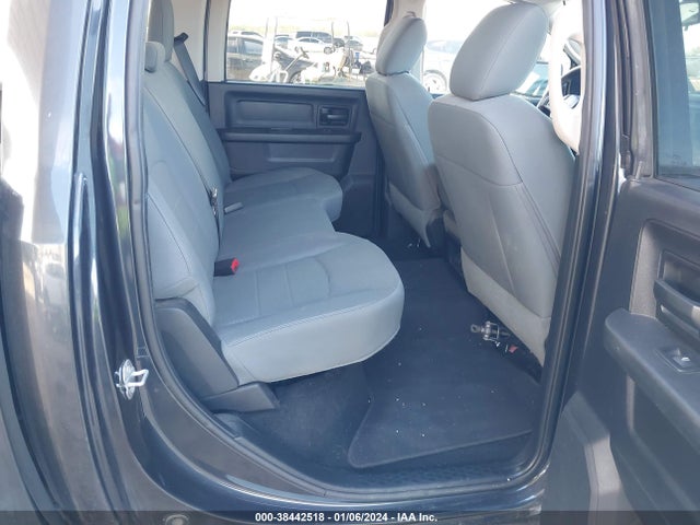 38442518 :رقم المزاد ، 3C6RR6KT3GG338108 vin ، 2016 Ram 1500 Tradesman مزاد بيع