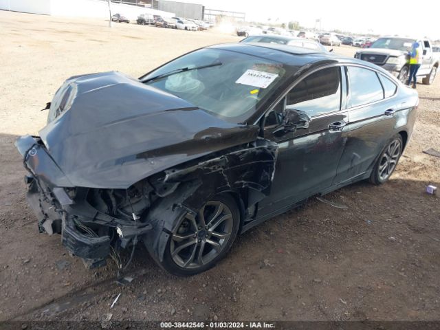 3FA6P0RU9KR202887 Ford Fusion Hybrid Titanium