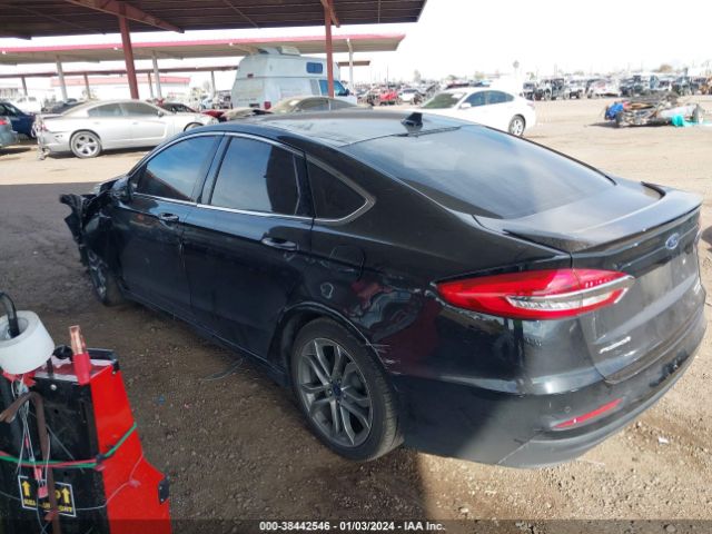 3FA6P0RU9KR202887 Ford Fusion Hybrid Titanium
