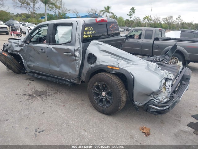 GMC Canyon 2wd  Short Box Elevation 2023 1GTP5BEK1P1216143 Image 3