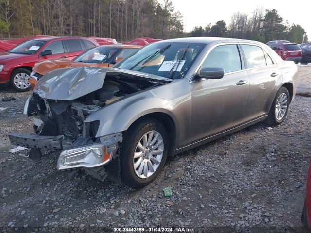 2C3CCAAG4EH175784 Chrysler 300