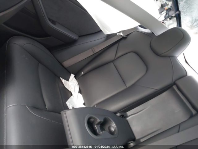 5YJ3E1EB3JF054135 Tesla Model 3 Long Range/performance