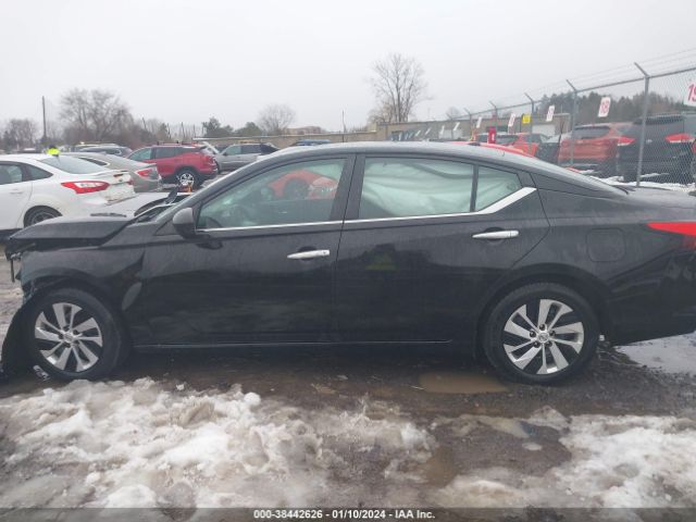 1N4BL4BVXLC157415 Nissan Altima S Fwd