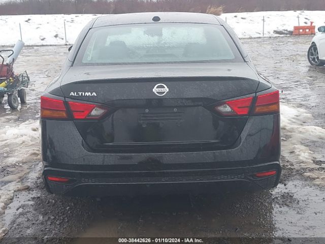 1N4BL4BVXLC157415 Nissan Altima S Fwd