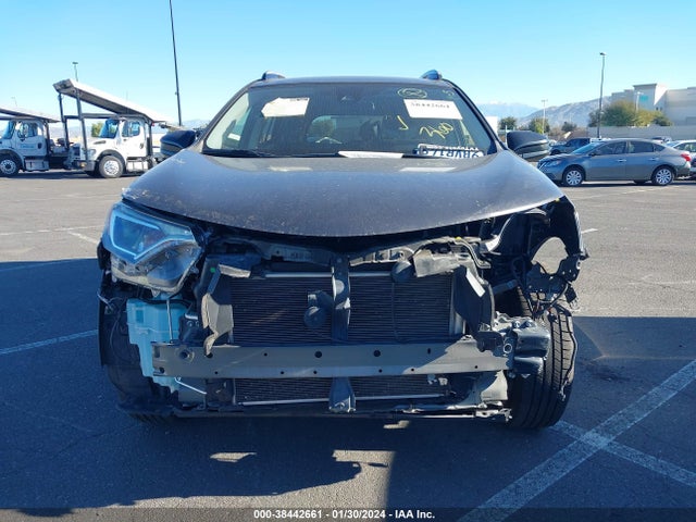 Auction sale of the 2018 Toyota Rav4 Le, vin: JTMZFREV6JJ742199, lot number: 38442661