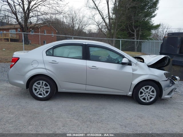 Chevrolet Sonic Ls Auto 2017 1G1JB5SH9H4125803 Image 14
