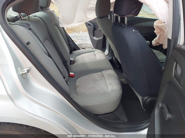 Chevrolet Sonic Ls Auto 2017 1G1JB5SH9H4125803 Image 8