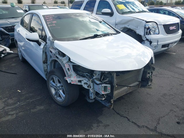 Chevrolet Cruze Lt Auto 2018 1G1BE5SM7J7102100 Image 6