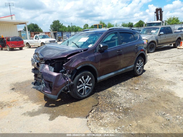 Toyota RAV4 LE 2016 2T3BFREV8GW442286 Image 2